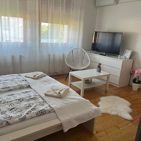 Rege Apartman 2 อัลโชเอิร์ช ภายนอก รูปภาพ